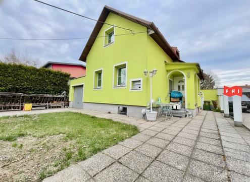 Gem�tliches 4 Zimmer Einfamilienhaus mit Garage, Pool & Gartenhaus