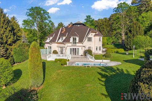 Private Estate Villa mit Fernblick | Privatwald | Virtual Tour | 4.200m2 Garten | 25 min. in den 1. Bezirk | Pool & Sauna