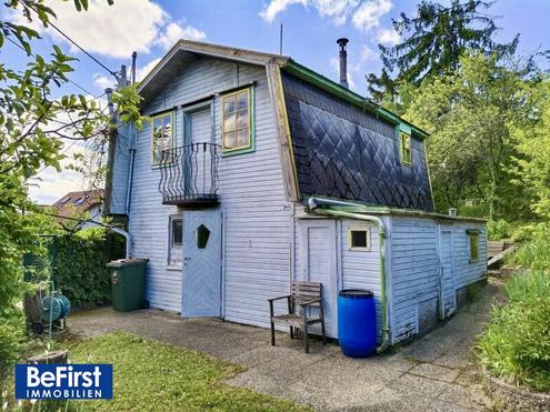 Nostalgisches Gartenhaus mit gro�z�gigem Grund (Bebauungspotential)