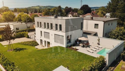 Moderne Villa - Erstbezug -