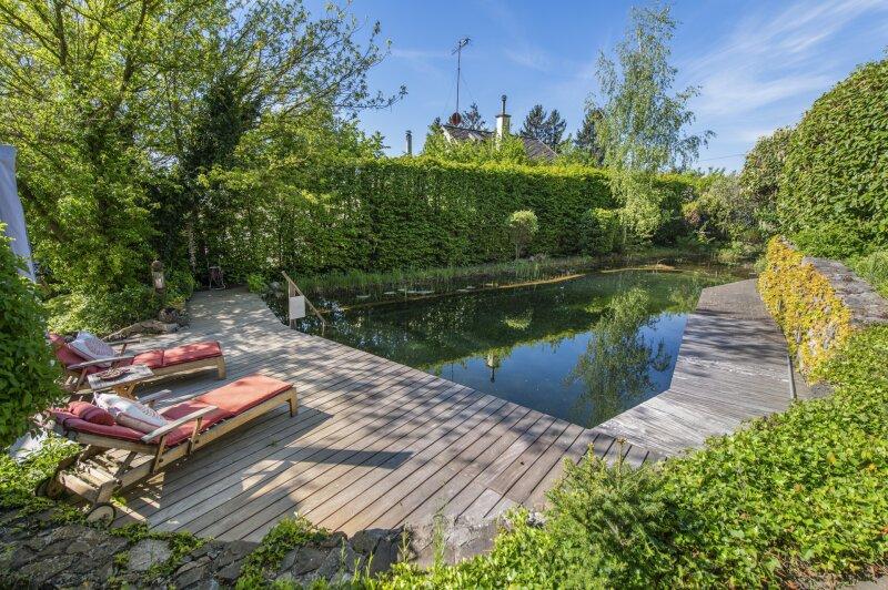 Natur-Pool |�Sonnendeck