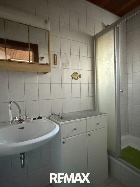 Erdgeschoss - Badezimmer