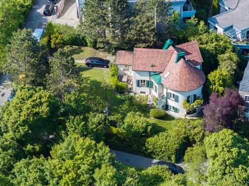 Stillvolle Villa mit Entwicklungspotenzial - N�he Lainzer Tiergarten