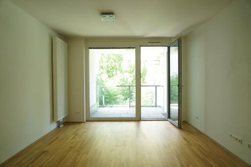 Moderne Dreizimmerwohnung mit Loggia