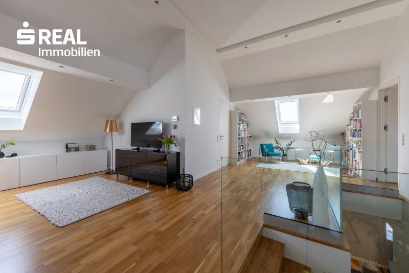 Blick ins Wohnzimmer