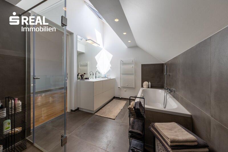 Badezimmer OG