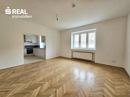 Altes AKH - 2-Zimmer Wohnung im sanierten Haus