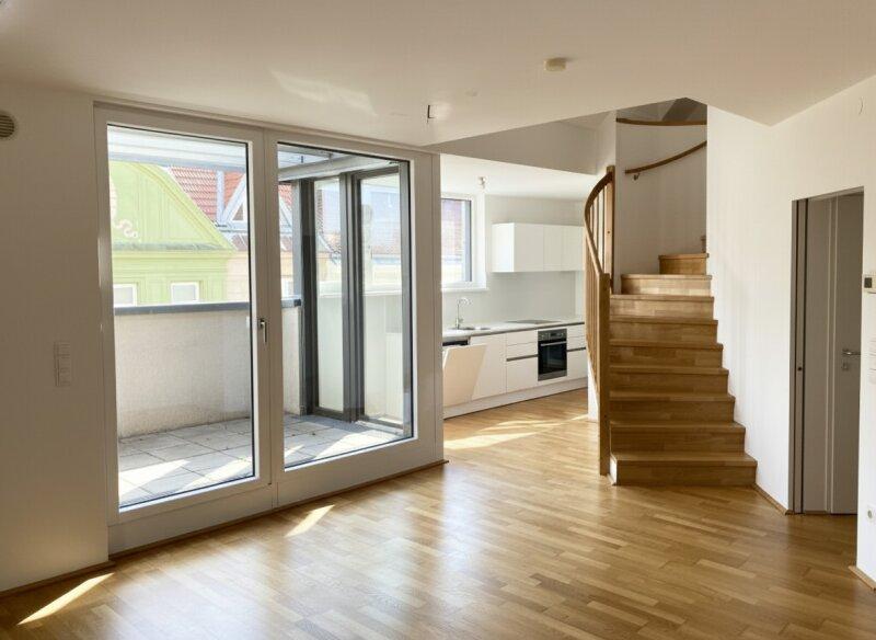 Wohnzimmer, Blick K�che