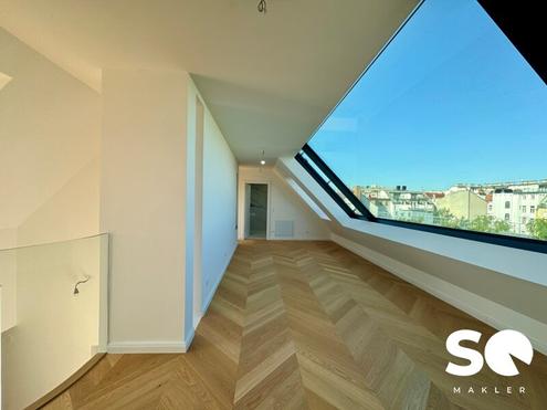 #SQ - �BER DEN D�CHERN WIENS! LUXURI�SE DACHTERRASSEN-WOHNUNG MIT BLICK AUF DIE GLORIETTE