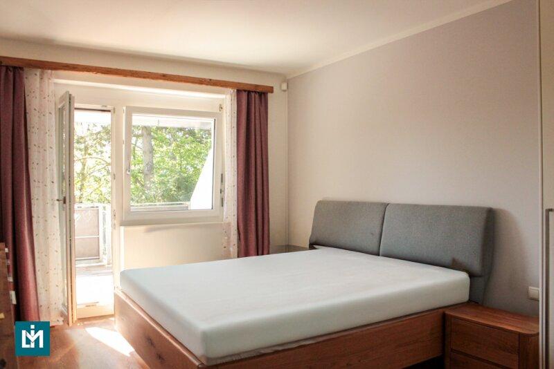 Schlafzimmer (O)
