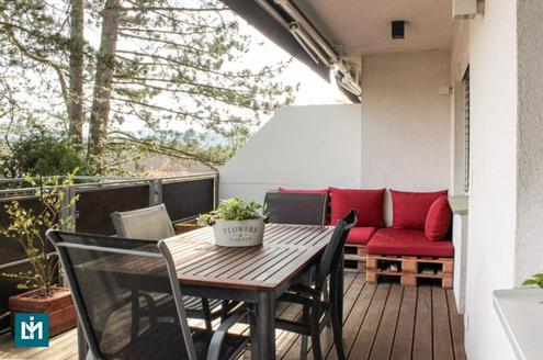 HOCHWERTIGE 4 - ZIMMER WOHNUNG MIT FREIFL�CHE UND STELLPLATZ / N�HE SCHLOSS LAUDON