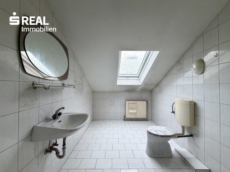 Badezimmer DG