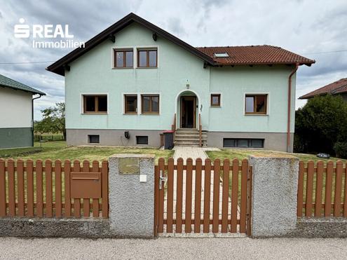 Einfamilienhaus mit Entwicklungspotenzial und attraktivem Weitblick