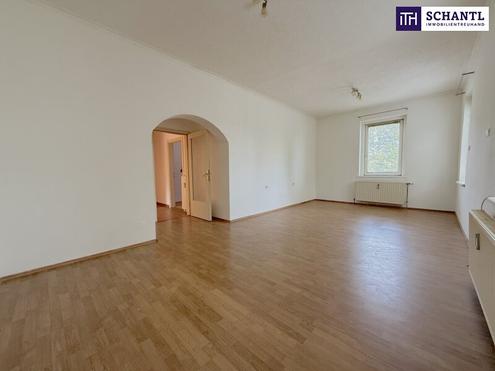 Sanierungsbed�rftige 74m2 Altbauwohnung mit enormen Potenzial, Carport & gro�z�gigem Keller - Ihr neues Zuhause in Graz! Innenhof-Balkon kann bewilligt werden!