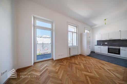 Garconniere mit Balkon in zentraler Lage