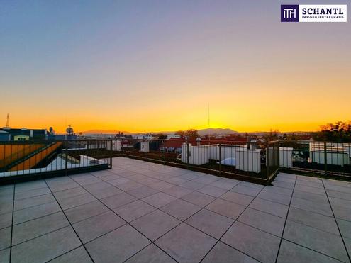 Raum. Ruhe. Rooftop. Selten am Markt - 5-Zimmer-Penthouse mit gro�z�giger Dachterrasse in Ruhelage! Erdw�rme + Garagenpl�tze + Energieeffizient Wohnen!