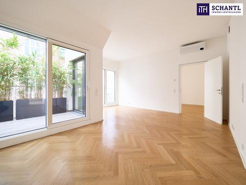 Urbaner Luxus trifft absolute Ruhelage - Dachgeschossjuwel mit zwei Terrassen.