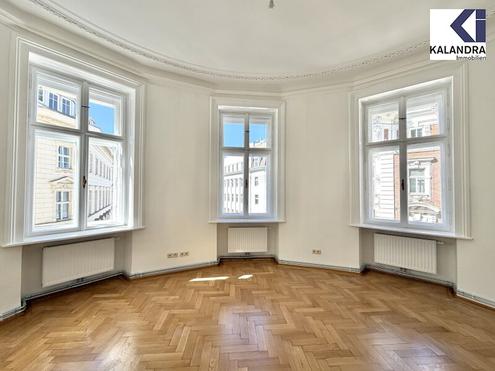 REPR�SENTATIVE ALTBAUWOHNUNG MIT BALKON NAHE B�RSE