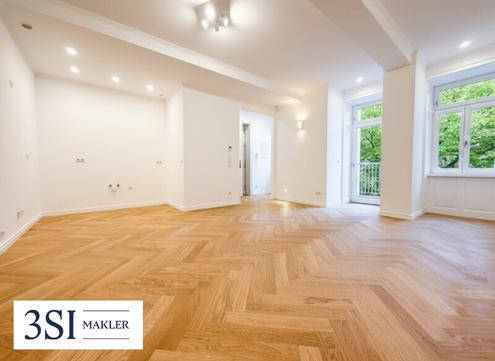 Hochwertiger Erstbezug - in wundersch�nem Haus: Gro�z�gige 4-Zimmer-Wohnung mit privater Freifl�che