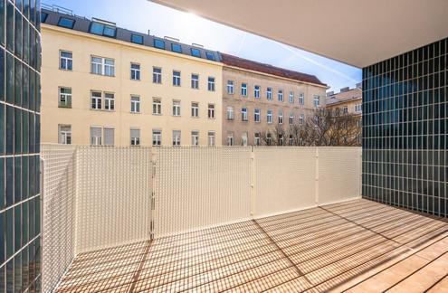 ++NEU++ fantastische 2-Zimmer Altbauwohnung mit Terrasse (Erstbezug) - TOPLAGE!