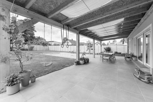 Traumhaus in Strasshof: 5 Zimmer, Garten, Terrasse, Garage - Top Lage!
