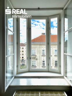 Originale ALTBAU - DG WOHNUNG - 2 Zimmer - NIBELUNGENVIERTEL