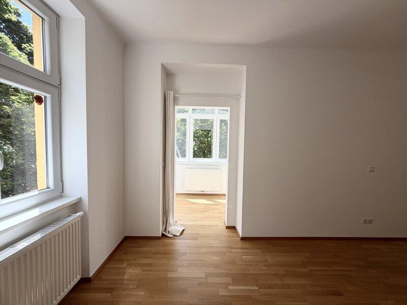 Schlafzimmer: Blick Logia