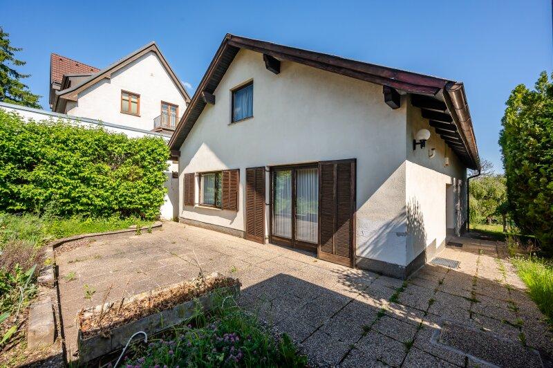 Altbestand stra�enseitig