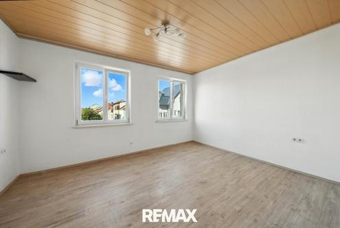 DIE GELEGENHEIT! ALS ANLAGE ODER ZUR EIGENNUTZUNG!  Zentral gelegene 3-Zimmer-Wohnung in Bahnhofsn�he!