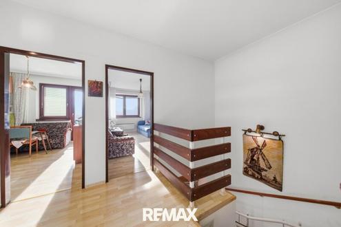 GUT ERHALTENES HAUS MIT GARTEN UND GARAGE in Alberndorf im Pulkautal!