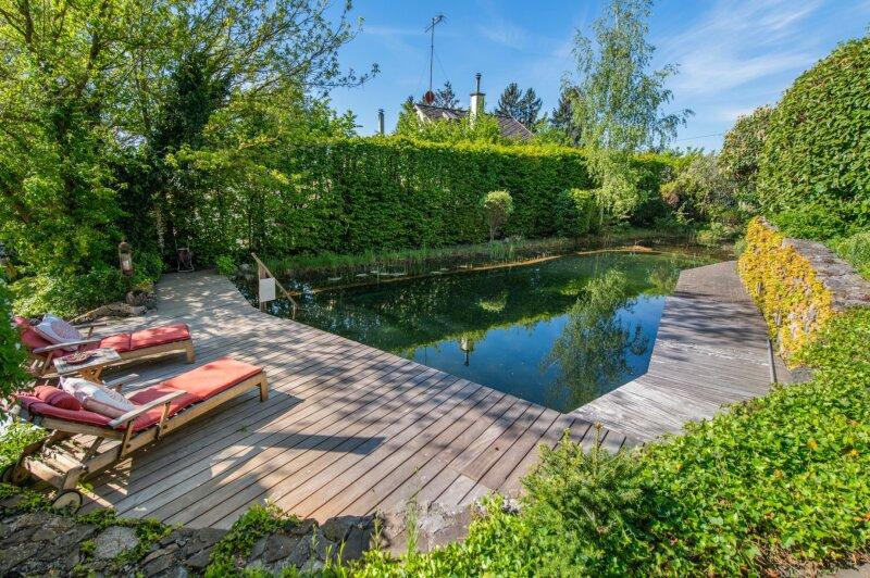 Natur-Pool |�Sonnendeck