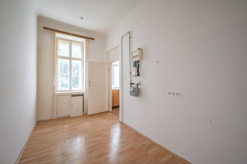 ++NEU++ 1-Zimmer Altbauwohnung, tolles Potenzial! - sanierungsbed�rftig