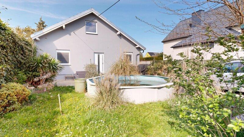 Au�enansicht Haus mit Garten