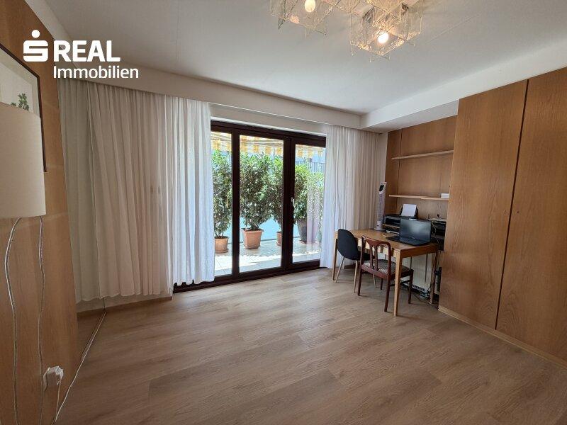 Schlafzimmer 1_2