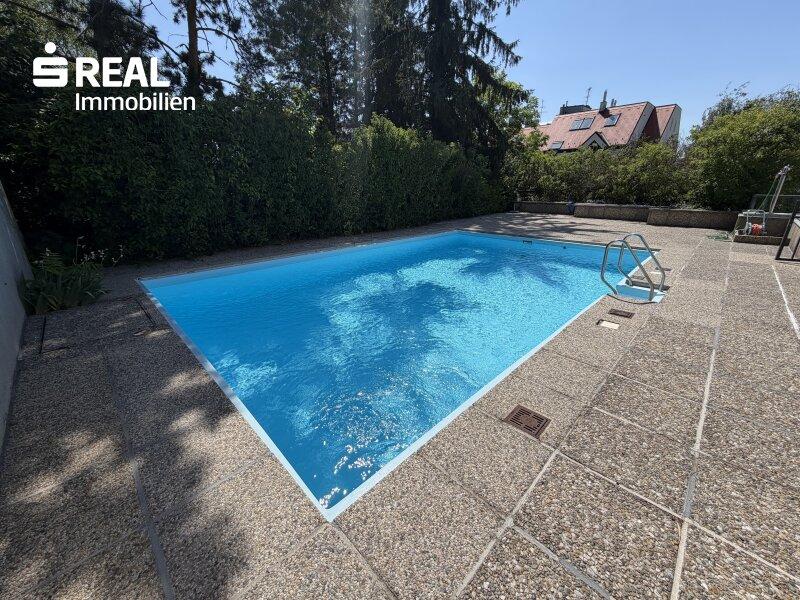 Pool 2