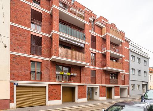 ***NEU*** Zweitbezug *** Hofhaus Maisonette mit Hof & Terrasse