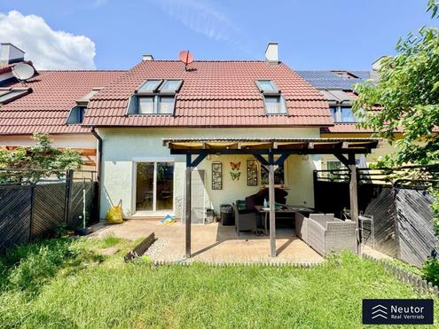 Charmantes Reihenhaus mit sonnigem Garten in ruhiger Gr�nlage