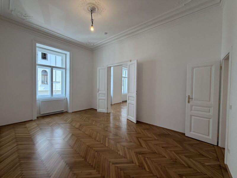 2. Schlafzimmer