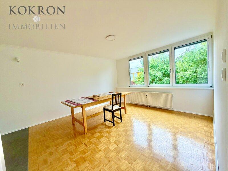 Wohnk�che / Esszimmer mit Gr�nblick