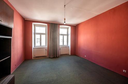 ++ The Hilscher ++ sanierungsbed�rftige 2-Zimmer-Wohnung in sehr guter Lage!
