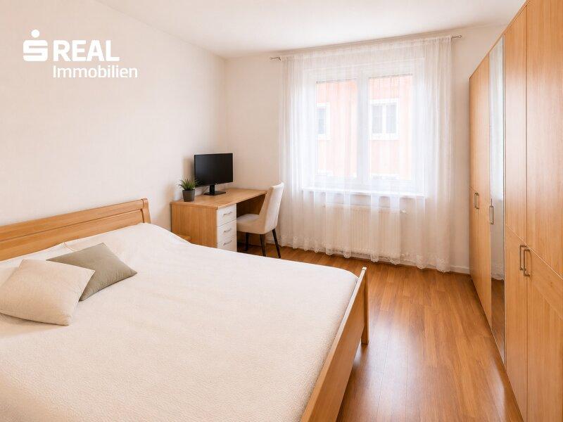 Schlafzimmer Bild 1