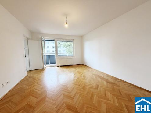 Großzügige 3-Zimmer Wohnung mit Balkon!