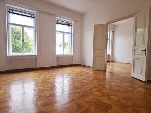 BACHERPLATZ, 187 m2 Stilaltbau, 4 Zimmer, K�che, Wannenbad, Parketten, WG-geeignet, 1. Stock ohne Lift