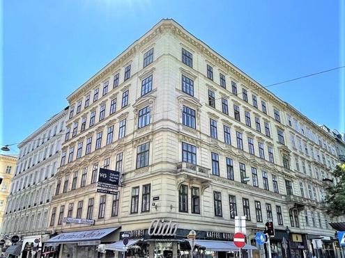 OPERNRING, STAATSOPER, 121 m2 Altbau, 3 Zimmer, Extrak�che, Wannenbad, Parketten, 3. Liftstock