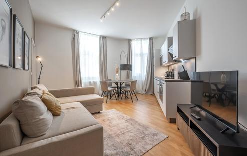 ++NEU++ Helle und m�blierte 2-Zimmer-Altbauwohnung in attraktiver Lage