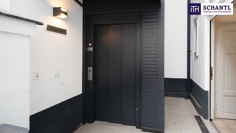 Lift im Innenhof