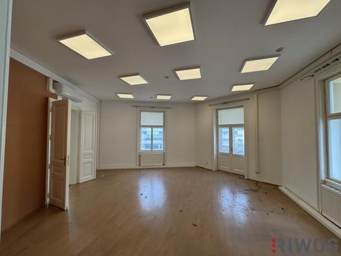 Moderne 7er WG-Geignete Wohnung in TOP Lage mit Klima und Beschattung