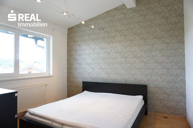 Schlafzimmer mit angenehmer Raumh�he