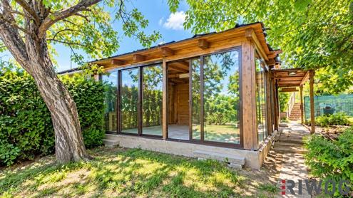 Charmantes Sommerhaus mit gro�em Garten & Wintergarten