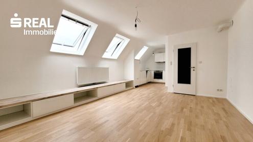 Moderne DG-Wohnung in der Staudgasse